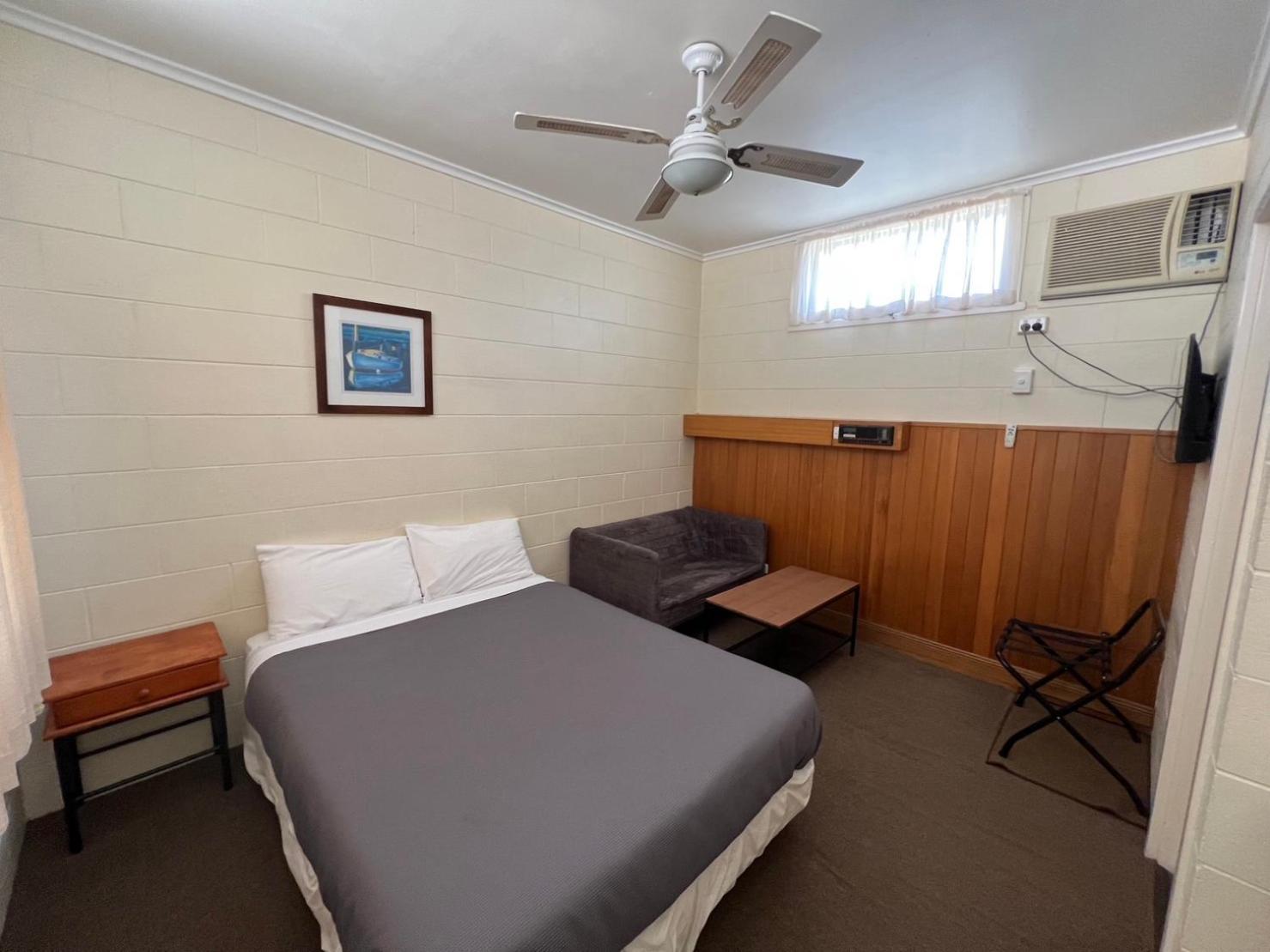 Glossop Motel Winkie Εξωτερικό φωτογραφία